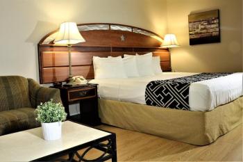 Monte Carlo Inn- Near Disney
