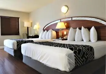 Monte Carlo Inn- Near Disney 7